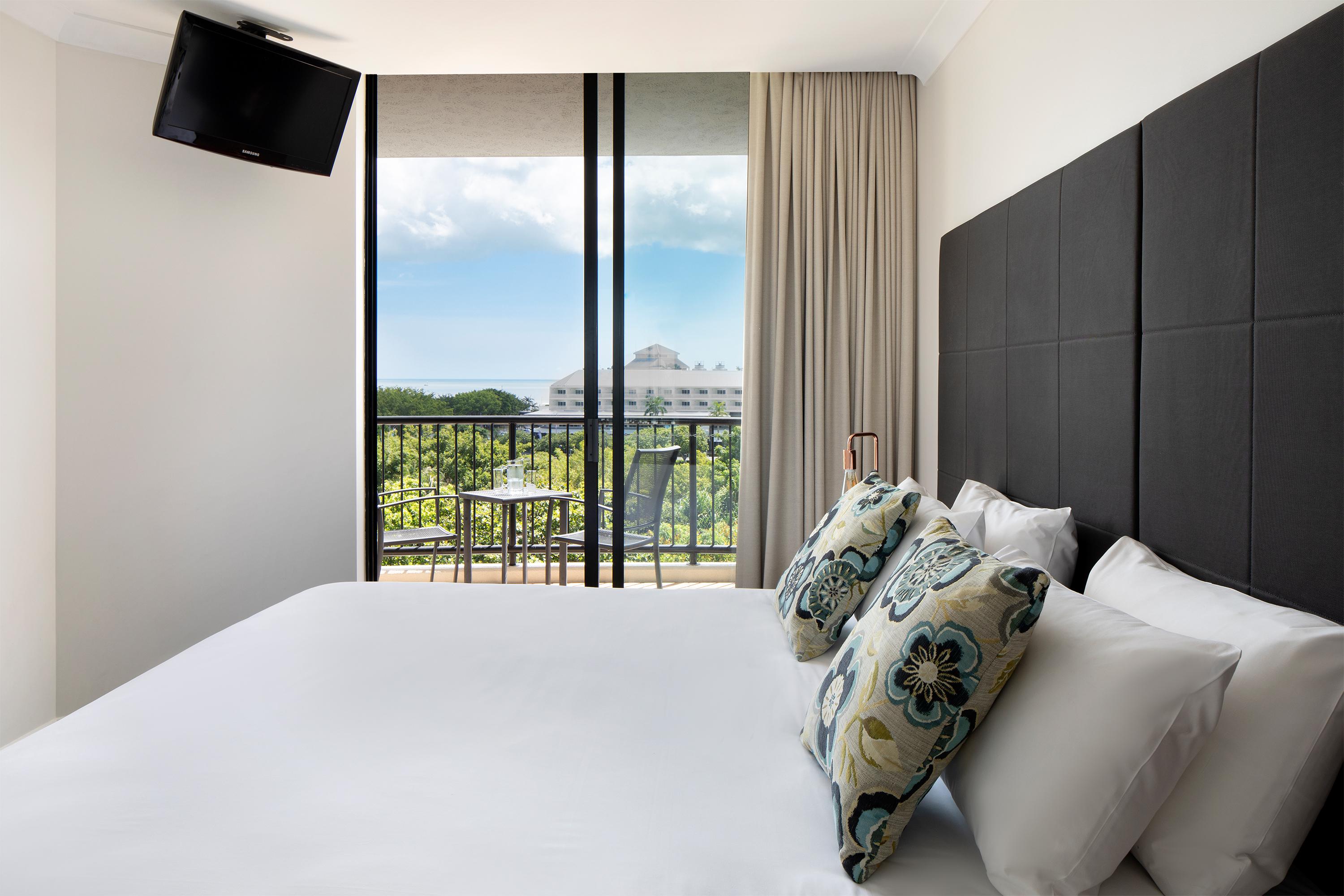 Hotel Mantra Esplanade à Cairns Extérieur photo