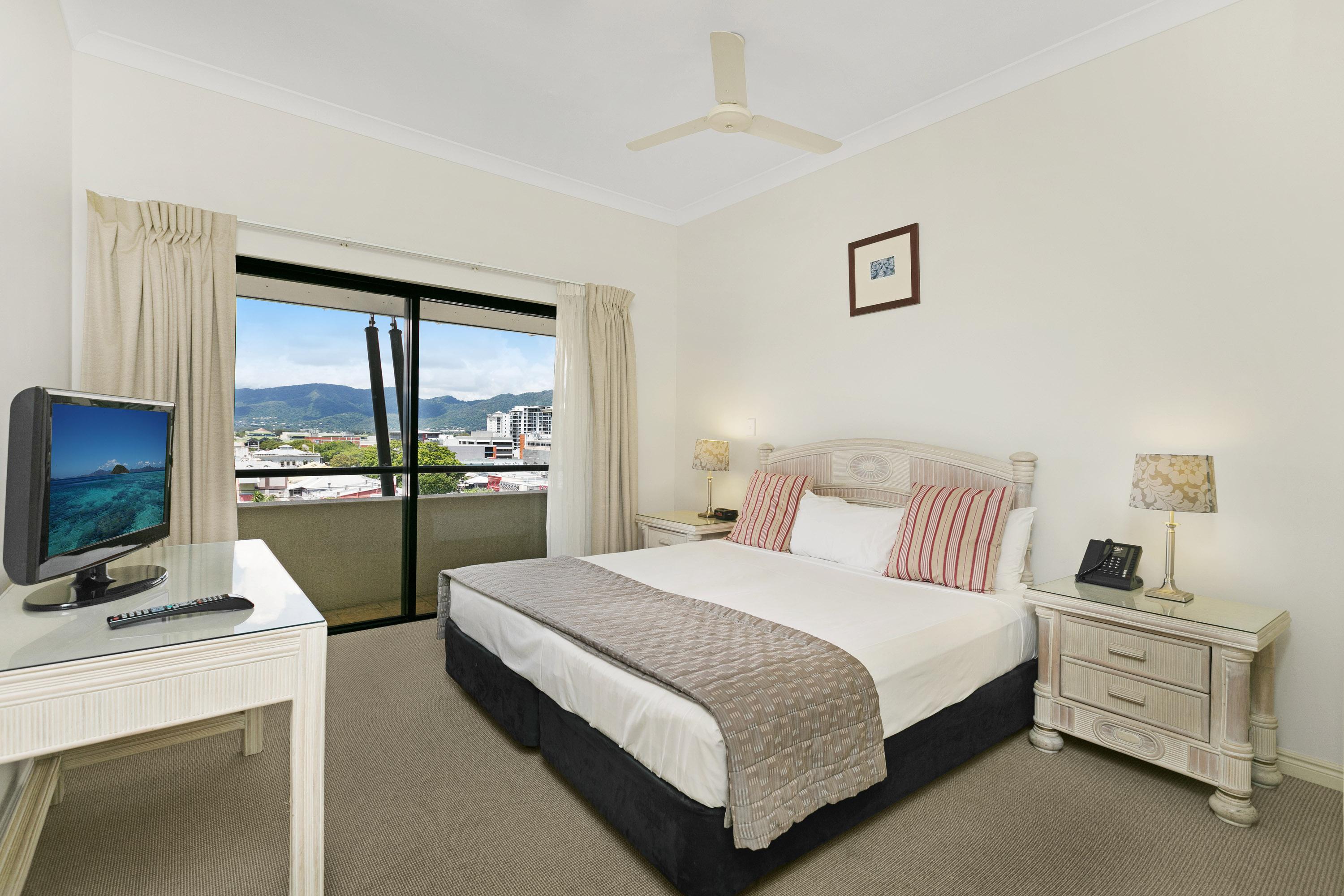 Hotel Mantra Esplanade à Cairns Extérieur photo
