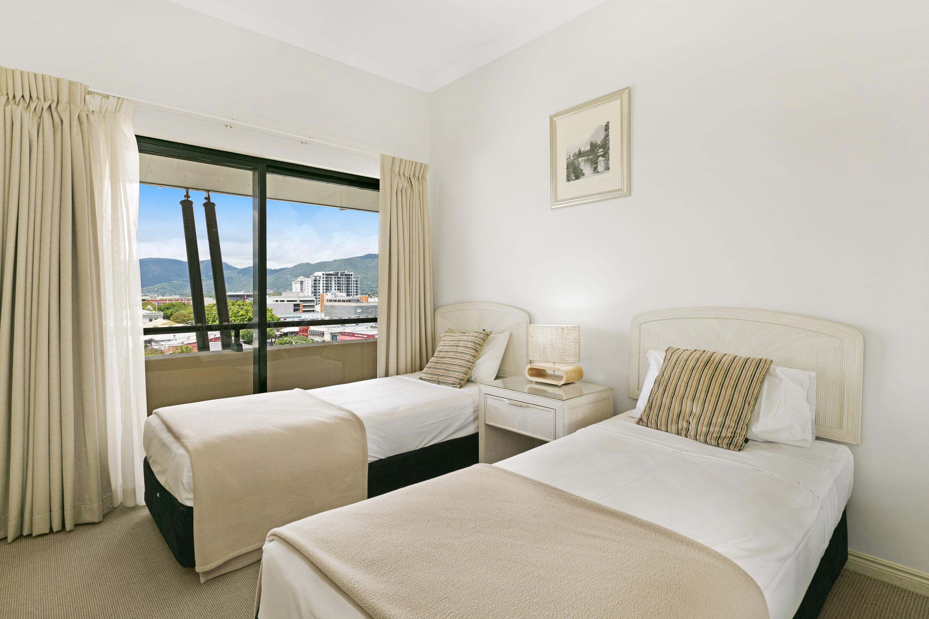 Hotel Mantra Esplanade à Cairns Extérieur photo