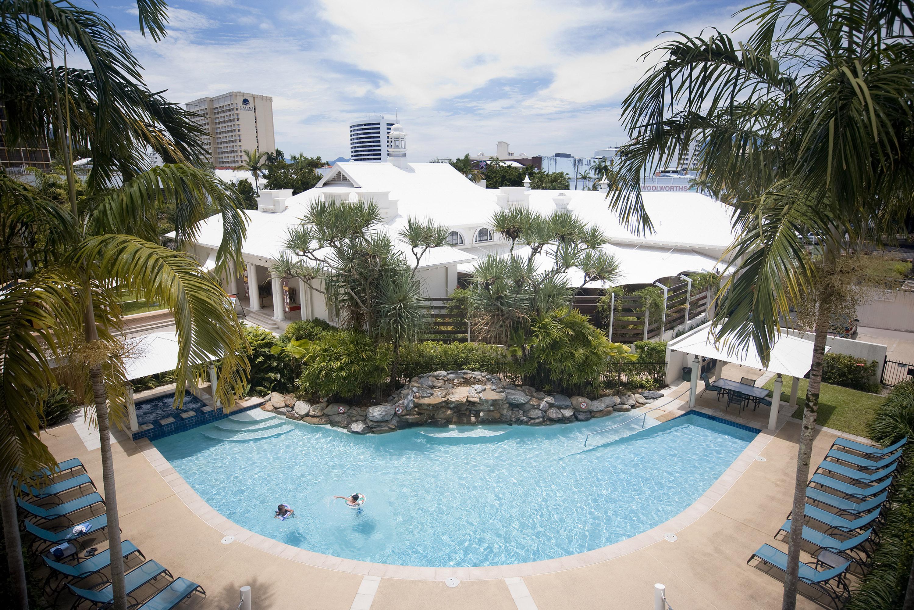Hotel Mantra Esplanade à Cairns Extérieur photo