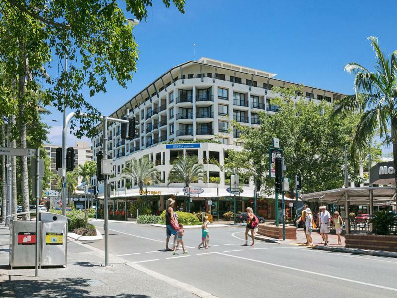Hotel Mantra Esplanade à Cairns Extérieur photo